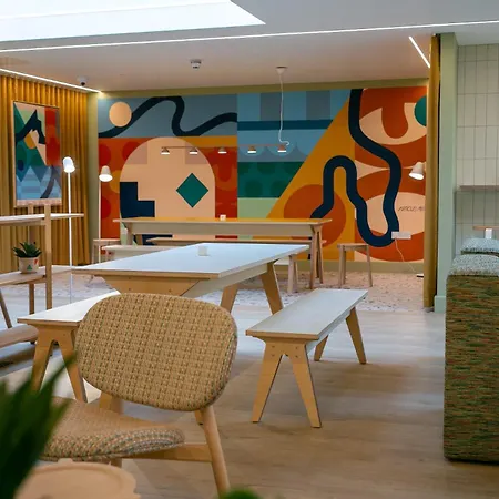 Seaspace Hotel