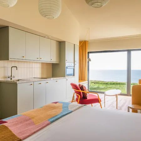 Seaspace Hotel